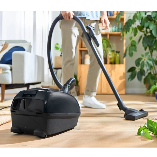 BOSCH SERIES 4 BAGGED VACUUM CLEANER BLACK | BGL38BA3GB| SALE DEAL!